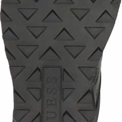 Guess Luchia Lage Sneakers - Dames - Zwart - Maat 40 26 Guess Luchia Lage Sneakers - Dames - Zwart - Maat 40 -Dames-schoenen Winkel 353x840 2