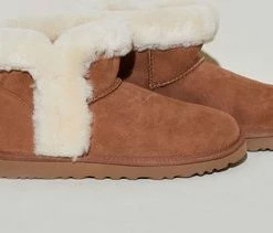UGG Enkellaarsjes Dames / Laarzen / Damesschoenen - Leer - 1130590 - Cognac - Maat 38 13 UGG Enkellaarsjes Dames / Laarzen / Damesschoenen - Leer - 1130590 - Cognac - Maat 38 -Dames-schoenen Winkel 550x211 12