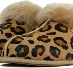 UGG W Scuffette II Spotty Dames Sloffen - Natural - Maat 38 -Dames-schoenen Winkel 550x232 9