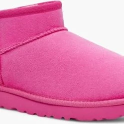 Ugg Classic Ultra Mini Laarzen Carnation- Dames Laarzen - 1116109-CRNT - Maat 36 11 Ugg Classic Ultra Mini Laarzen Carnation- Dames Laarzen - 1116109-CRNT - Maat 36 -Dames-schoenen Winkel 550x327 2