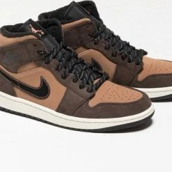 Nike Air Jordan 1 Mid Se ''Dark Chocolate'', DC7294-200, Maat 41, Bruin -Dames-schoenen Winkel 550x335 2