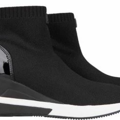 Michael Kors Skyler Dames Sneakers - Zwart - Maat 39 23 Michael Kors Skyler Dames Sneakers - Zwart - Maat 39 -Dames-schoenen Winkel 550x359 7