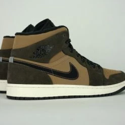 Nike Air Jordan 1 Mid Se ''Dark Chocolate'', DC7294-200, Maat 41, Bruin -Dames-schoenen Winkel 550x366 14