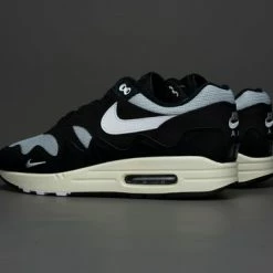 Nike Air Max 1 Patta Waves ''Black'' (With Bracelet) DQ0299-001 Maat 41 ZWART -Dames-schoenen Winkel 550x366 29