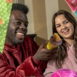 Cadovara Cupcake Sokken - Fluffy Huissokken - Zachte Bedsokken - One Size - Cadeauverpakking - Multicolor/Rood/Lichtblauw/Paars 10 Cadovara Cupcake Sokken - Fluffy Huissokken - Zachte Bedsokken - One Size - Cadeauverpakking - Multicolor/Rood/Lichtblauw/Paars -Dames-schoenen Winkel 550x366 50