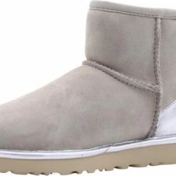 UGG Laarzen Vrouwen - Maat 39 -Dames-schoenen Winkel 550x369