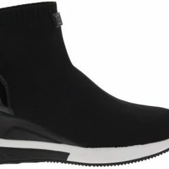 Michael Kors Skyler Dames Sneakers - Zwart - Maat 39 26 Michael Kors Skyler Dames Sneakers - Zwart - Maat 39 -Dames-schoenen Winkel 550x373 9