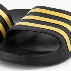 Adidas Slippers - Maat 40.5 - Unisex - Zwart/geel -Dames-schoenen Winkel 550x427 2