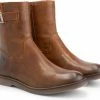 Travelin' Lannion Dames Leren Enkellaarzen - Schoenen Vrouwen - Cognac Bruin Leer - Maat 42 2 Travelin' Lannion Dames Leren Enkellaarzen - Schoenen Vrouwen - Cognac Bruin Leer - Maat 42 -Dames-schoenen Winkel 550x465 4