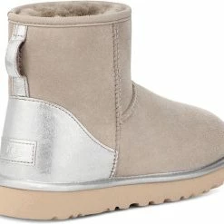 UGG Laarzen Vrouwen - Maat 39 -Dames-schoenen Winkel 550x506