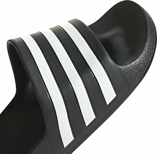 Adidas Slippers Adilette - UK 11 (maat 46) - Zwart/wit 6 Adidas Slippers Adilette - UK 11 (maat 46) - Zwart/wit - Afbeelding 4