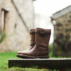 Travelin' Finland Dames - Wolgevoerde Leren Outdoorlaars - Waterdicht Laarzen - Donkerbuin Leer - Maat 41 18 Travelin' Finland Dames - Wolgevoerde Leren Outdoorlaars - Waterdicht Laarzen - Donkerbuin Leer - Maat 41 -Dames-schoenen Winkel 550x550 102