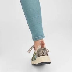 PS Poelman MINION Dames Sneakers - Beige - Maat 41 -Dames-schoenen Winkel 550x550 112