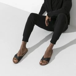 Birkenstock Madrid Dames Slippers Small Fit - Black - Maat 41 21 Birkenstock Madrid Dames Slippers Small Fit - Black - Maat 41 -Dames-schoenen Winkel 550x550 67
