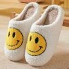 Budino Smiley Pantoffels - Smiley Sloffen - Pantoffels - Sloffen - Dames En Heren - Wit Geel - Maat 43/44 -Dames-schoenen Winkel 550x550 89