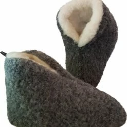 LuLu Wonen LuLu- Grijze Wollen Sloffen / Pantoffels Met Antislip Zool - Maat 41 - Enkelhoog - Dames En Heren 15 LuLu Wonen LuLu- Grijze Wollen Sloffen / Pantoffels Met Antislip Zool - Maat 41 - Enkelhoog - Dames En Heren -Dames-schoenen Winkel 550x595 3