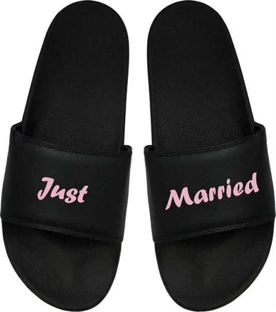 Slepr Cadeau Bruiloft - Badslippers Bruiloft Vrouw - Badslippers - Bruid - (ook Verkrijgbaar Voor Bruidegom) 36 3 Slepr Cadeau Bruiloft - Badslippers Bruiloft Vrouw - Badslippers - Bruid - (ook Verkrijgbaar Voor Bruidegom) 36