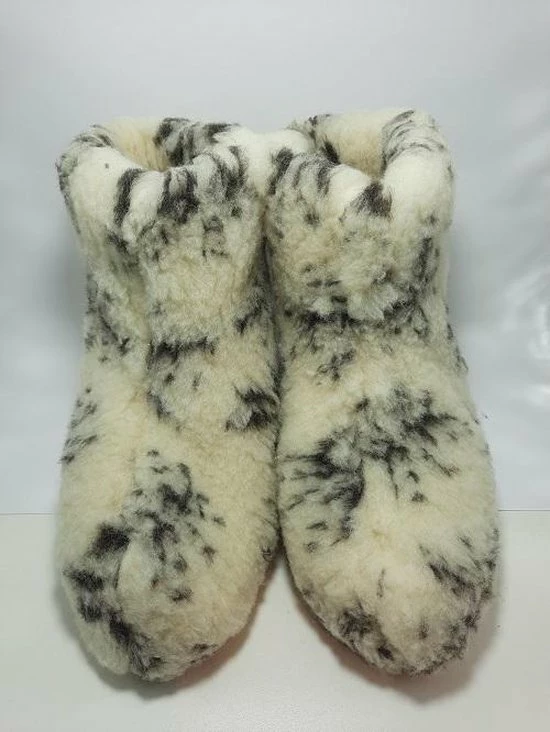 Geen Merknaam Schapenwollen Sloffen Bont Maat 39 100% Natuurproduct Comfortabele Nieuwe Luxe Sloffen Direct Leverbaar Handgemaakt - Sheep - Wool - Shuffle - Woolen Slippers - Schoen - Pantoffels - Warmers - Slof - 4 Geen Merknaam Schapenwollen Sloffen Bont Maat 39 100% Natuurproduct Comfortabele Nieuwe Luxe Sloffen Direct Leverbaar Handgemaakt - Sheep - Wool - Shuffle - Woolen Slippers - Schoen - Pantoffels - Warmers - Slof - - Afbeelding 2