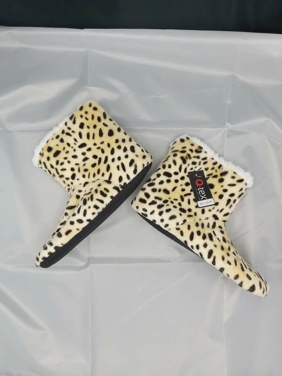 Q-TEX Pantoffel Dieren Panterprint 39/41 Winter Kerst Warm 3 Q-TEX Pantoffel Dieren Panterprint 39/41 Winter Kerst Warm