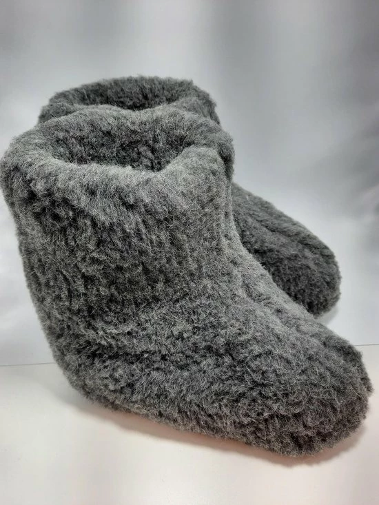 Geen Merknaam Schapenwollen Sloffen Grijs Maat 40 100% Natuurproduct Comfortabele Nieuwe Luxe Sloffen Direct Leverbaar Handgemaakt - Sheep - Wool - Shuffle - Woolen Slippers - Schoen - Pantoffels - Warmers - Slof - 4 Geen Merknaam Schapenwollen Sloffen Grijs Maat 40 100% Natuurproduct Comfortabele Nieuwe Luxe Sloffen Direct Leverbaar Handgemaakt - Sheep - Wool - Shuffle - Woolen Slippers - Schoen - Pantoffels - Warmers - Slof - - Afbeelding 2