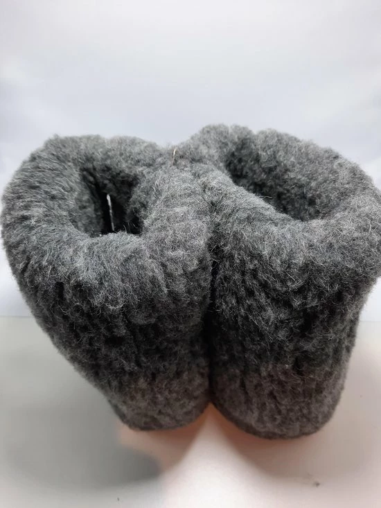 Geen Merknaam Schapenwollen Sloffen Grijs Maat 40 100% Natuurproduct Comfortabele Nieuwe Luxe Sloffen Direct Leverbaar Handgemaakt - Sheep - Wool - Shuffle - Woolen Slippers - Schoen - Pantoffels - Warmers - Slof - 6 Geen Merknaam Schapenwollen Sloffen Grijs Maat 40 100% Natuurproduct Comfortabele Nieuwe Luxe Sloffen Direct Leverbaar Handgemaakt - Sheep - Wool - Shuffle - Woolen Slippers - Schoen - Pantoffels - Warmers - Slof - - Afbeelding 4