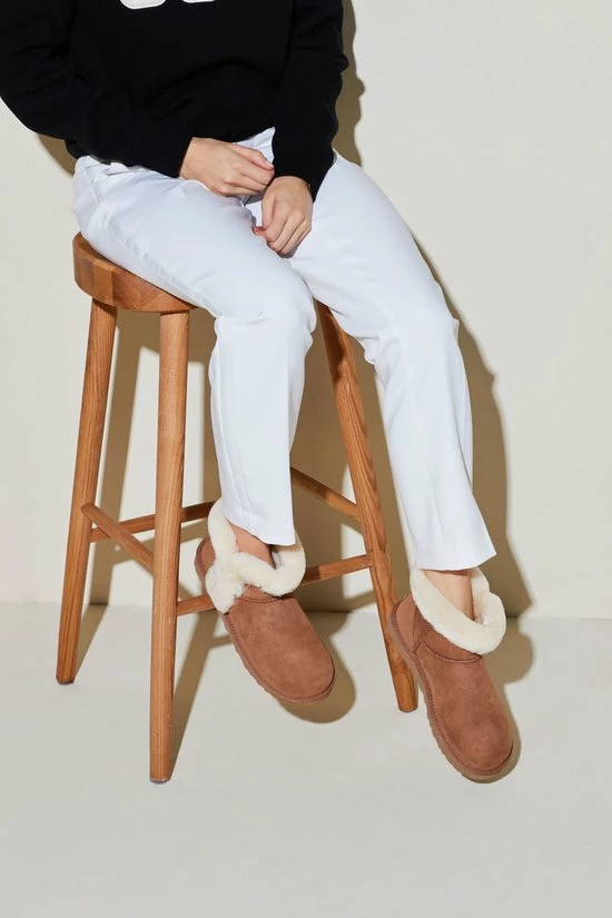 UGG Enkellaarsjes Dames / Laarzen / Damesschoenen - Leer - 1130590 - Cognac - Maat 38 5 UGG Enkellaarsjes Dames / Laarzen / Damesschoenen - Leer - 1130590 - Cognac - Maat 38 - Afbeelding 3